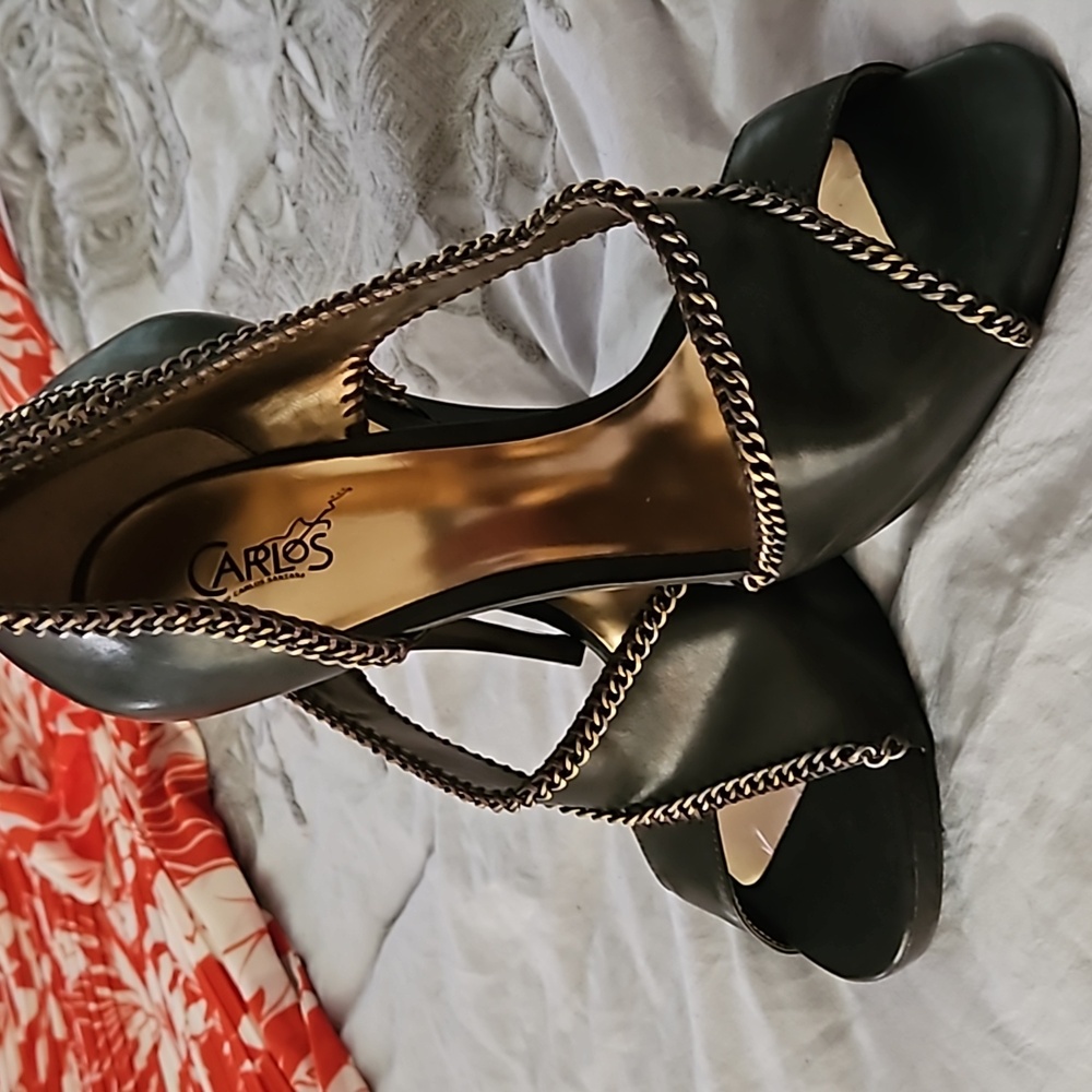 Shoes - Picture 2 of 3
